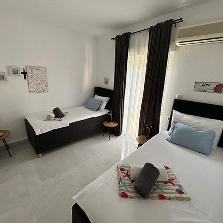 Litsa Villa Nea Iraklitsa Luaran gambar