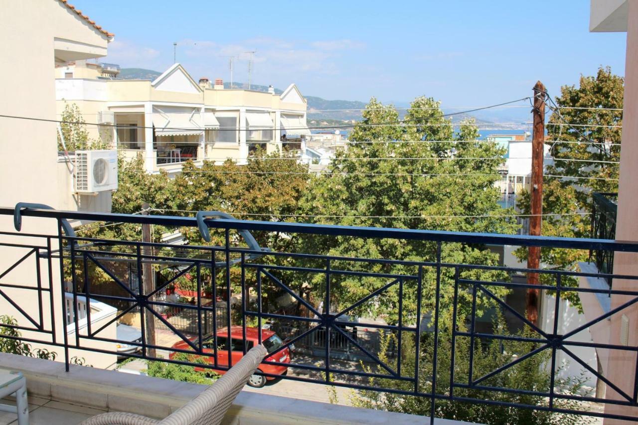 Litsa Villa Nea Iraklitsa Luaran gambar