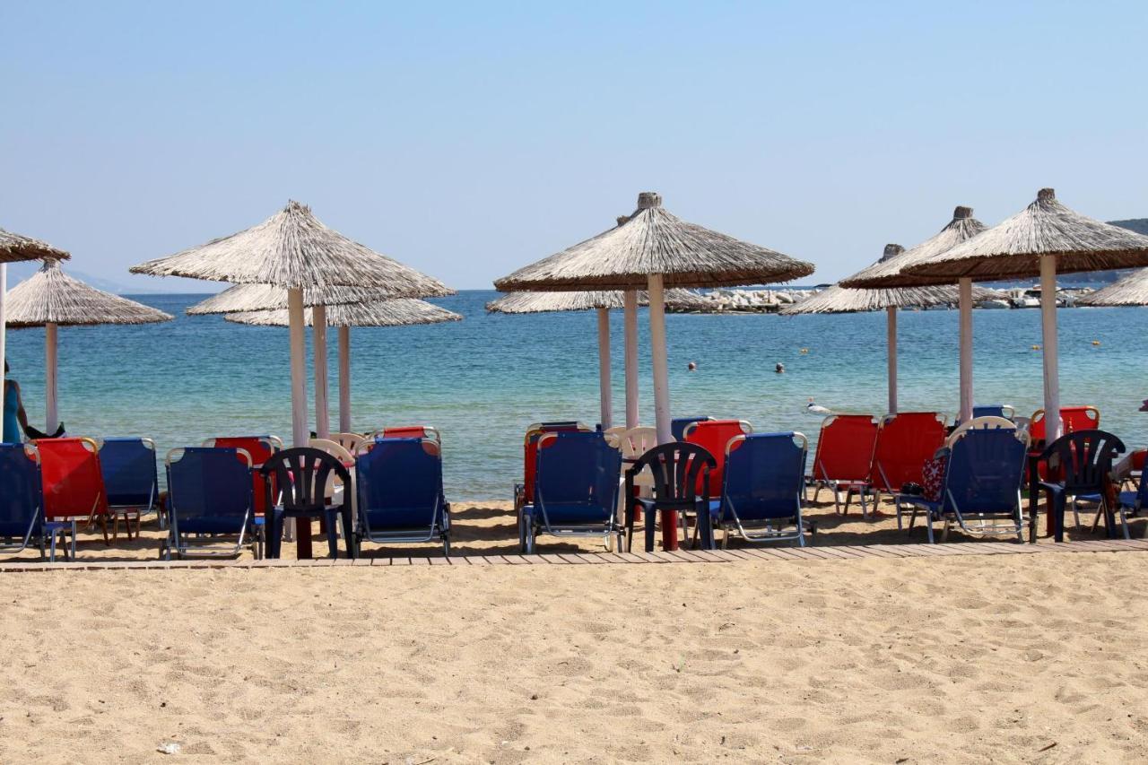 Litsa Villa Nea Iraklitsa Luaran gambar